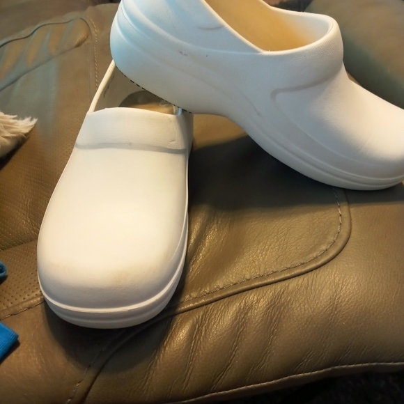 Crocs Neria 11 White Workforce Comfort Nursing medical clogs Non slip Sole - Picture 5 of 9